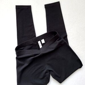 Victoria's Secret Y2K Leggings NWOT | Ladies Small black 27" inseam